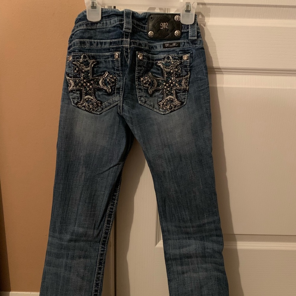 Miss me straight leg jeans!